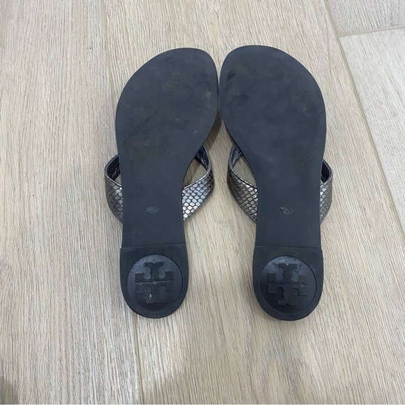 Tory Burch Silver Snake Embossed Thong Sandal - Picture 6 of 6